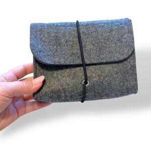 Felt Jewelry pouch organizer, grey 6.5”x5”
